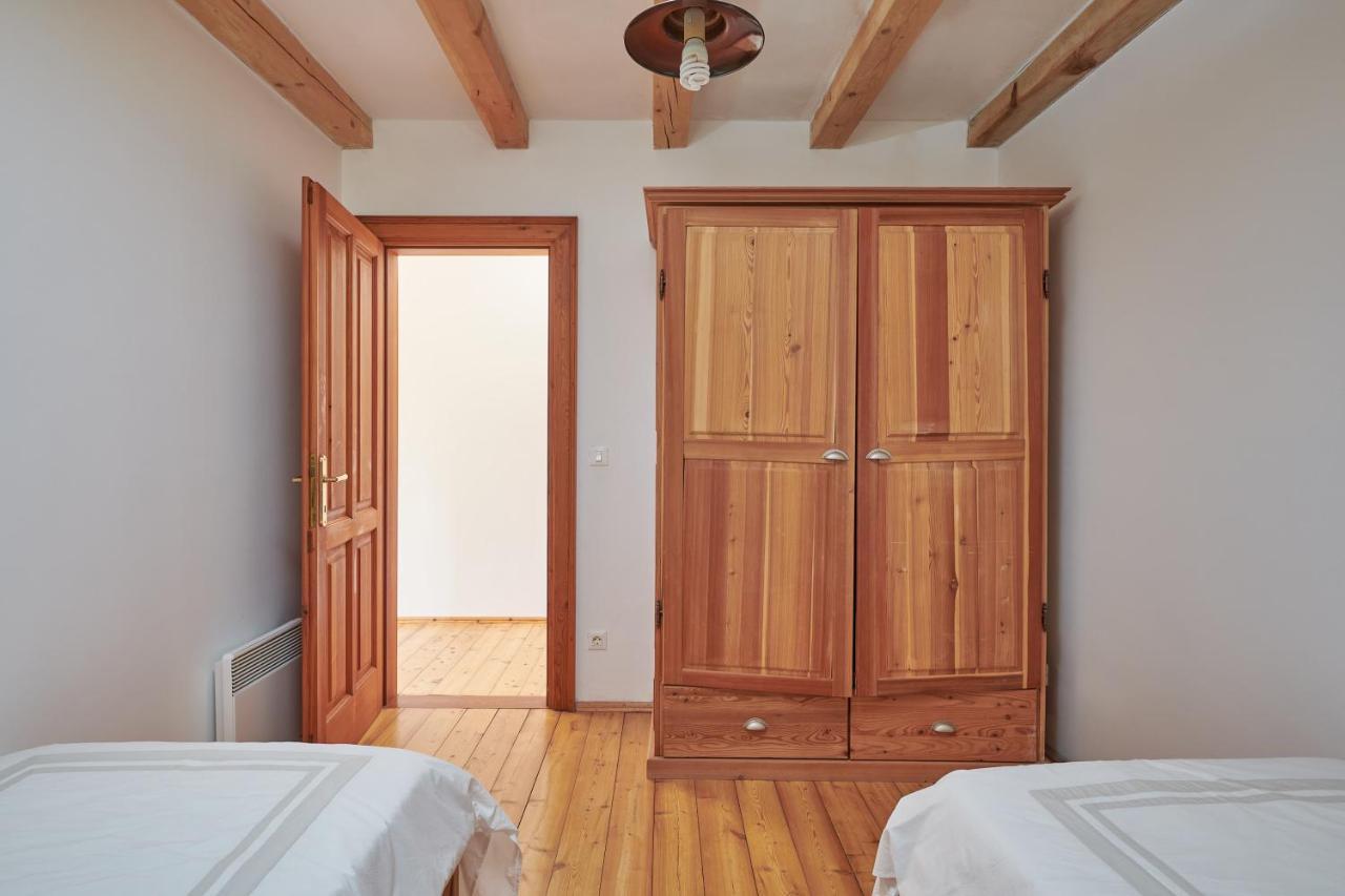 Park Cottage Govedari Exterior photo